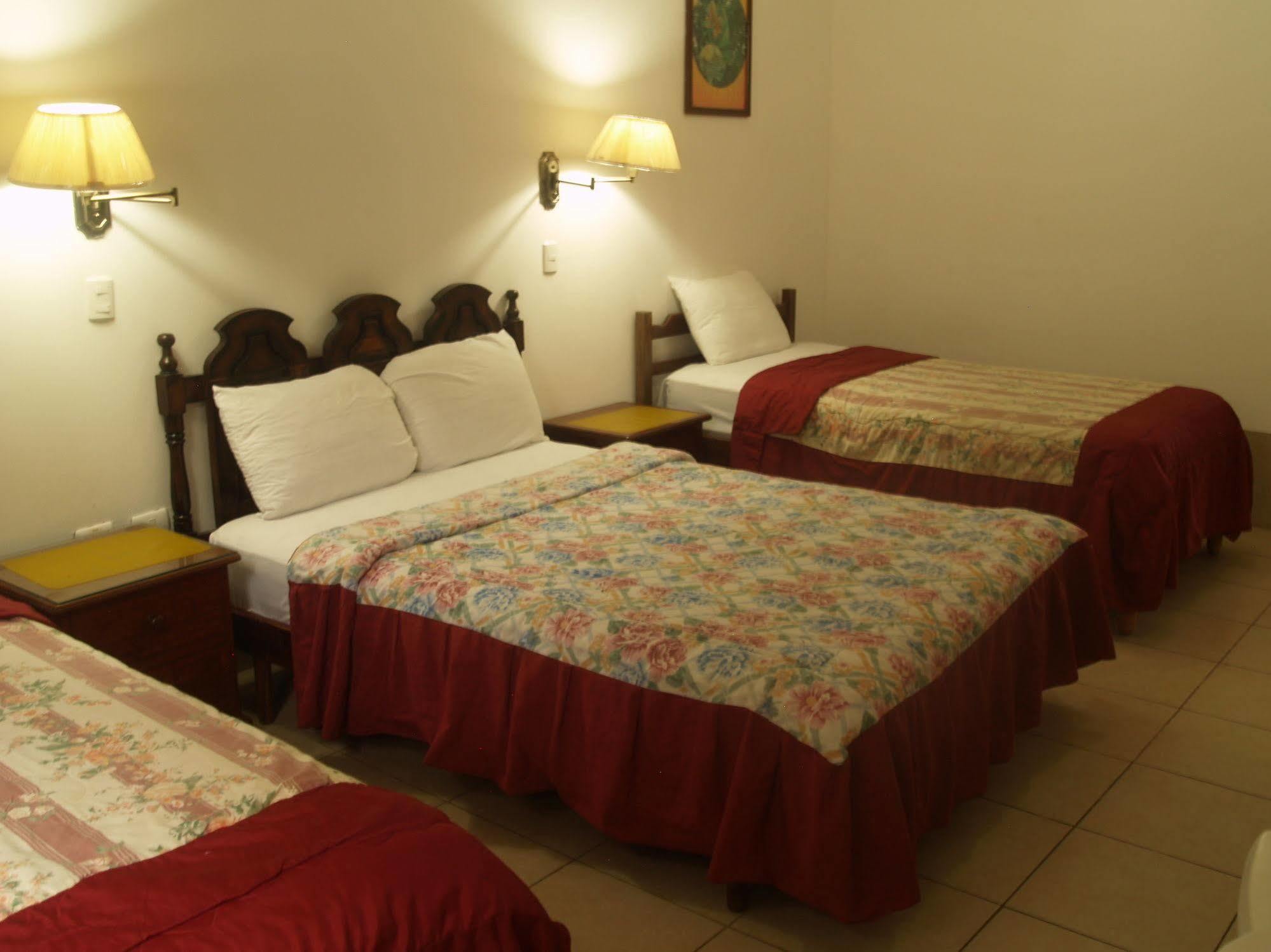 Puerto López Hotel Pacifico מראה חיצוני תמונה